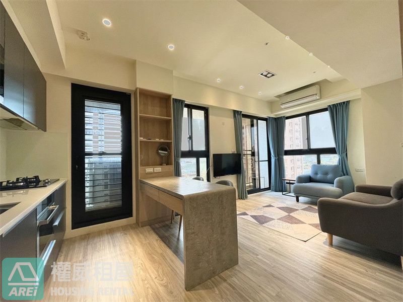 亞灣海景第一排｜隆大鳳凰真愛2房2衛景觀車位宅