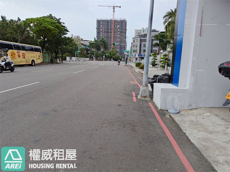 高樓層幸福川華廈 | 地段優 三面採光通風佳