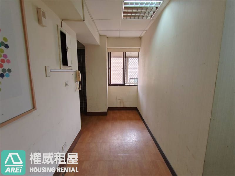 高樓層幸福川華廈 | 地段優 三面採光通風佳