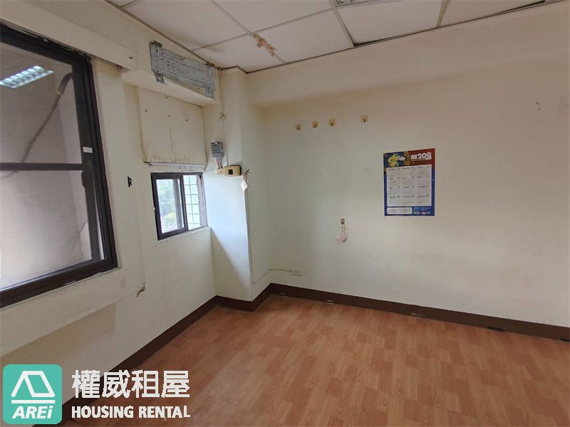 高樓層幸福川華廈 | 地段優 三面採光通風佳