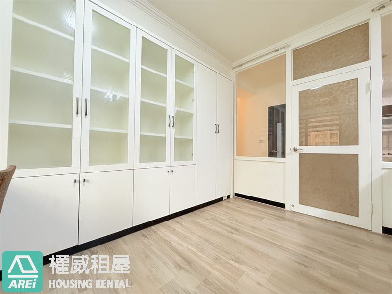 農十六最美屋況王｜悅讀工坊3房+平移車位稀有釋出