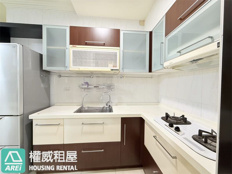 農十六最美屋況王｜悅讀工坊3房+平移車位稀有釋出