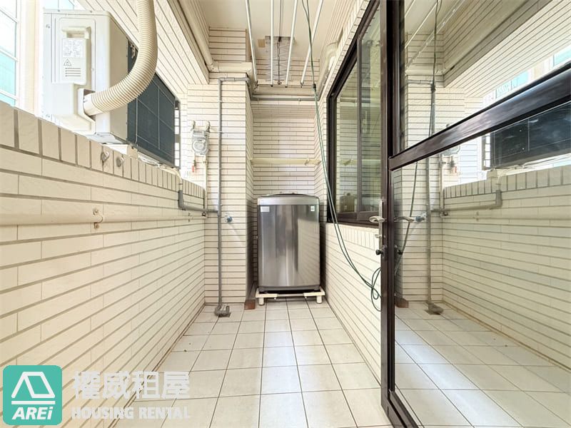 農十六最美屋況王｜悅讀工坊3房+平移車位稀有釋出