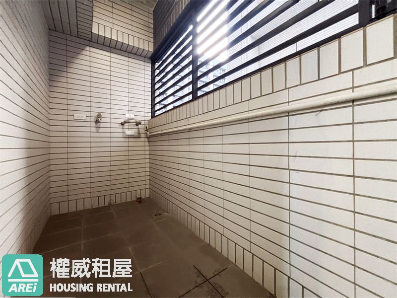 🏊‍♂花園泳池飯店宅｜隆大鳳凰冠正三房平車×生活即度假