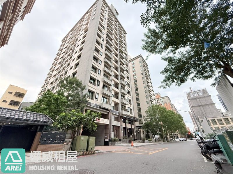 農十六最美屋況王｜悅讀工坊3房+平移車位稀有釋出