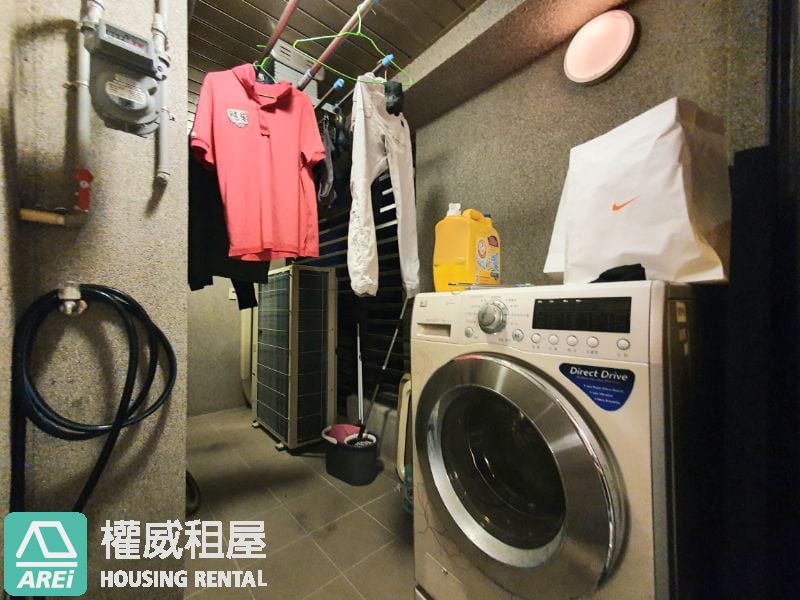 高美館國王傳奇2｜泳池奢華三房三陽台｜尊榮平車宅