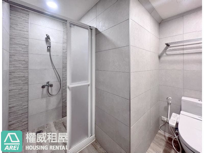 首購捷運宅！草衙精讚稀有樓中樓2房2衛輕鬆入住