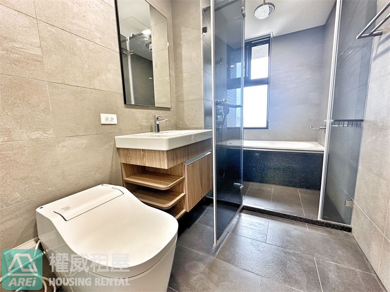 R16高鐵耀嵩豐高樓空屋雙衛兩房平車