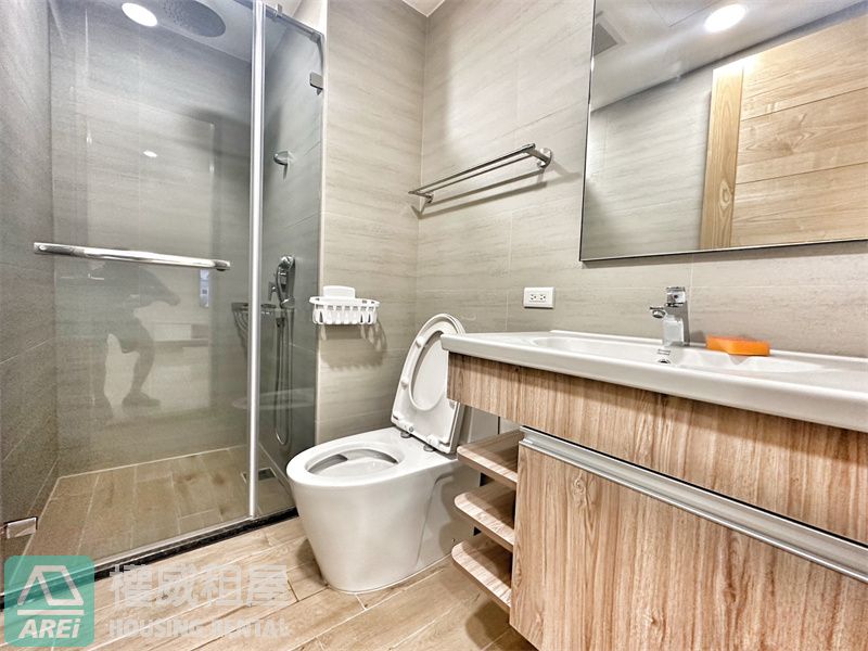 R16高鐵耀嵩豐高樓空屋雙衛兩房平車