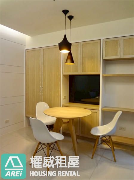 前金捷運站+學區宅｜愛琴河2房車位