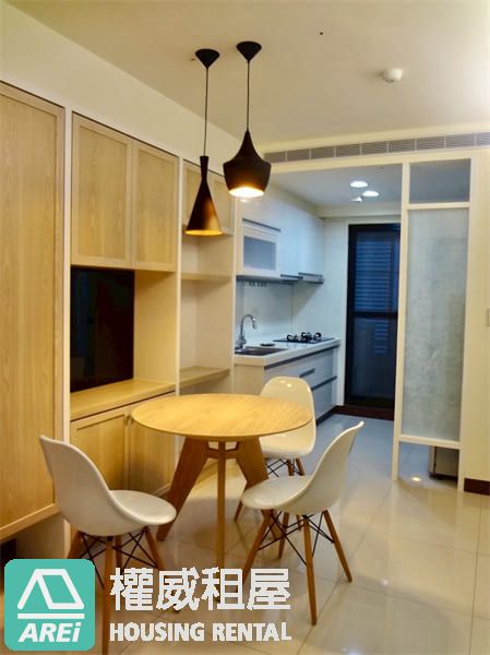 前金捷運站+學區宅｜愛琴河2房車位