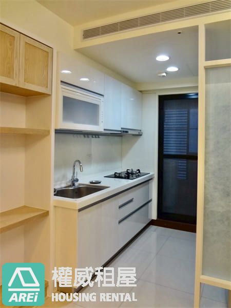 前金捷運站+學區宅｜愛琴河2房車位