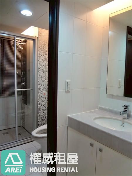 前金捷運站+學區宅｜愛琴河2房車位