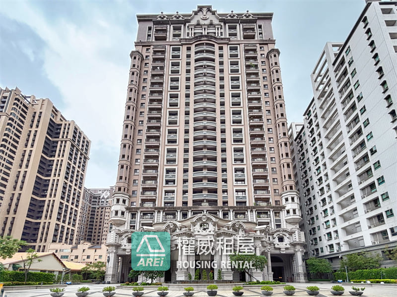 美術館內惟車站｜奢華光影3+1房平車豪邸