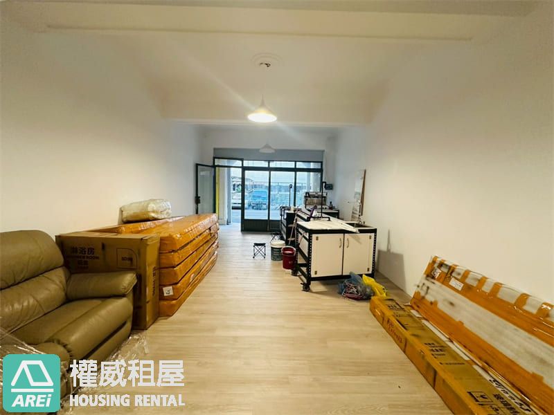 國際觀光鹽埕風華再現臨路超值透天店面(N)