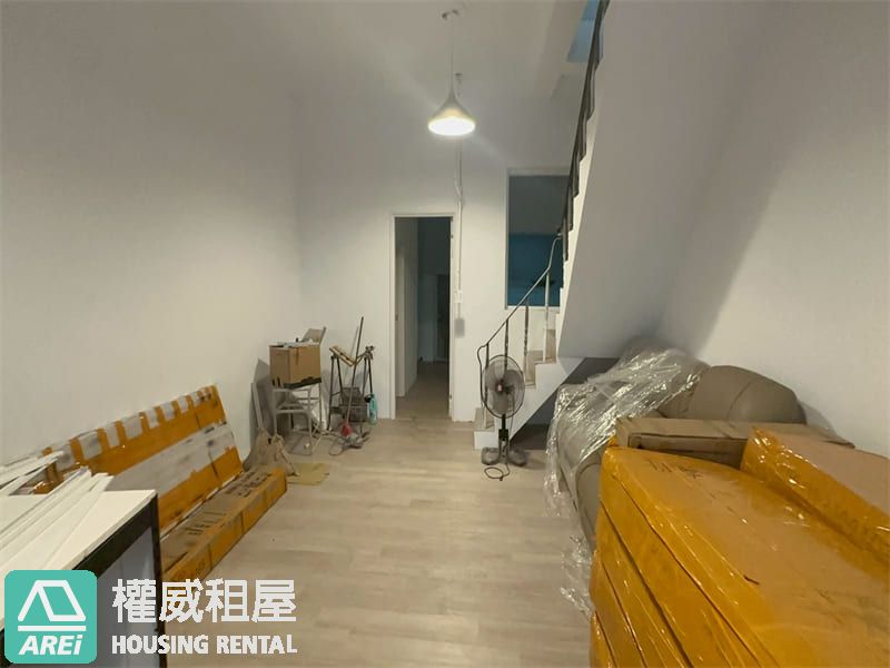 國際觀光鹽埕風華再現臨路超值透天店面(N)