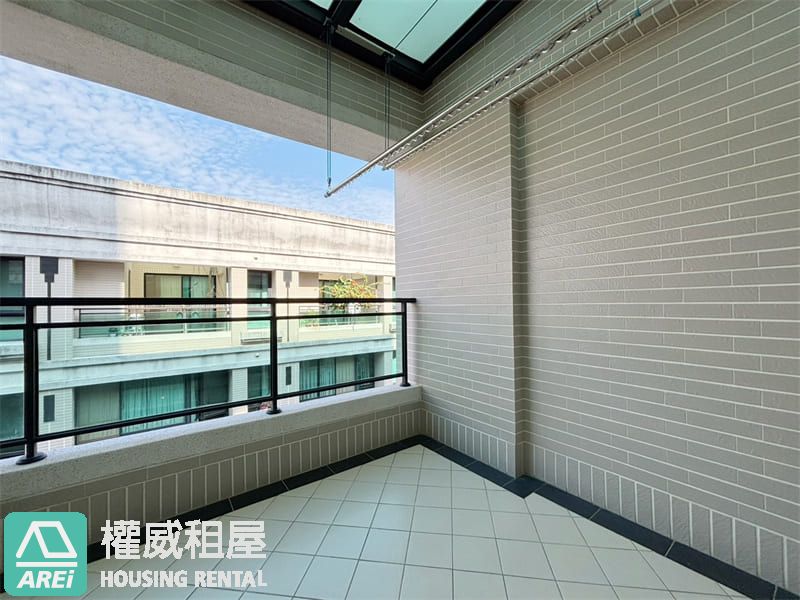 南科LM特區｜住透天也有大樓的便利性｜四房雙車墅(v)