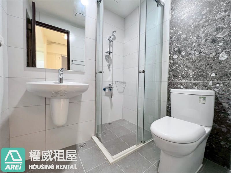 高大特區｜每天回家都在翻開風景｜悅讀平均綠2+1房平車