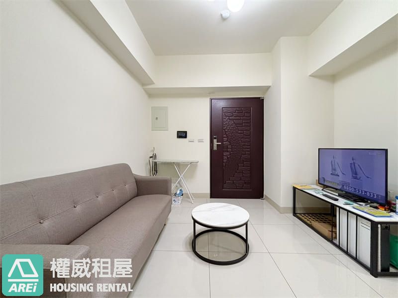 千萬內入主郡都當代｜高醫商圈2房＋車位輕奢宅