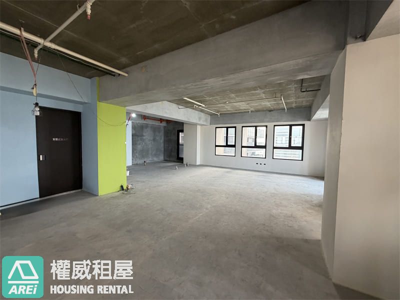 文化中心｜國王一號院｜高樓空屋景觀住辦皆宜雙車位