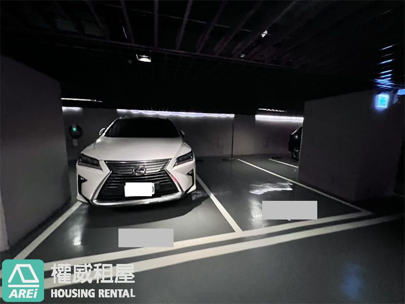 文化中心｜國王一號院｜高樓空屋景觀住辦皆宜雙車位