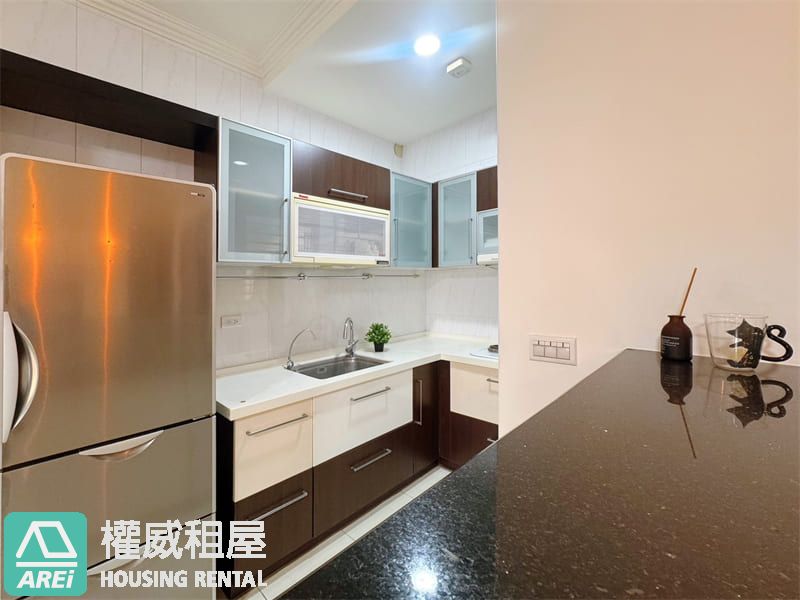 農十六最美屋況王｜悅讀工坊3房+平移車位稀有釋出