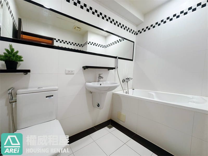 農十六最美屋況王｜悅讀工坊3房+平移車位稀有釋出