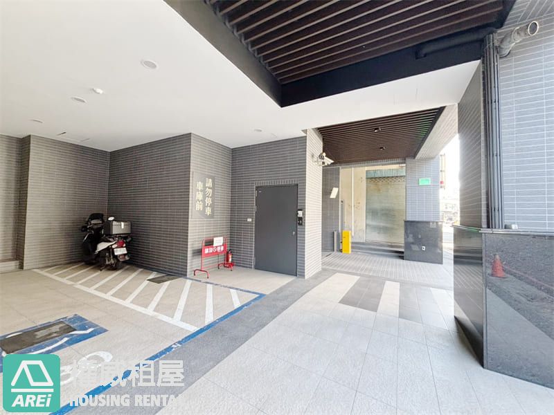 不用千萬住前鎮雙捷運宅｜明亮採光2房車