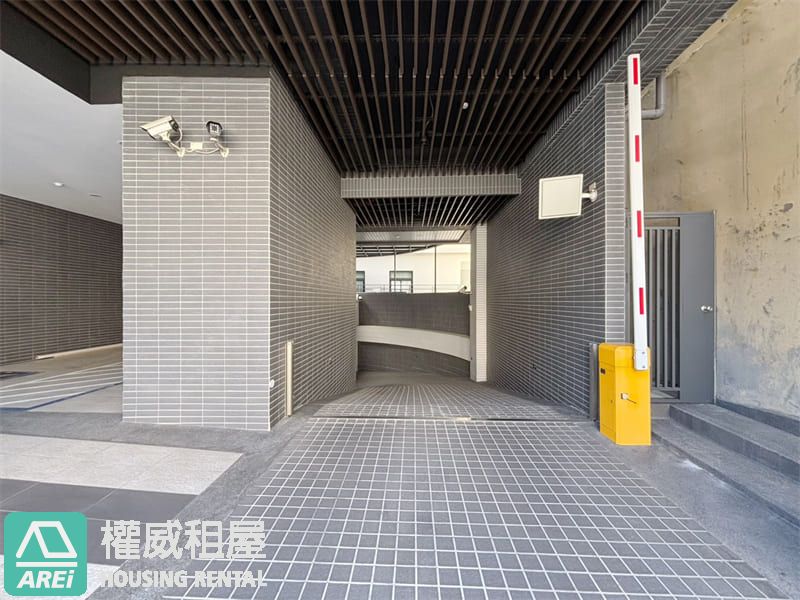 不用千萬住前鎮雙捷運宅｜明亮採光2房車