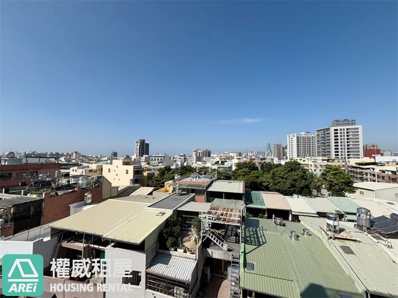 不用千萬住前鎮雙捷運宅｜明亮採光2房車