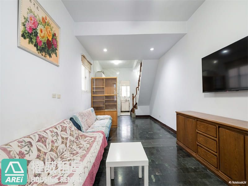 民族大樂旁美魔女！十年微整，邊間車墅顏值正到不行(v)