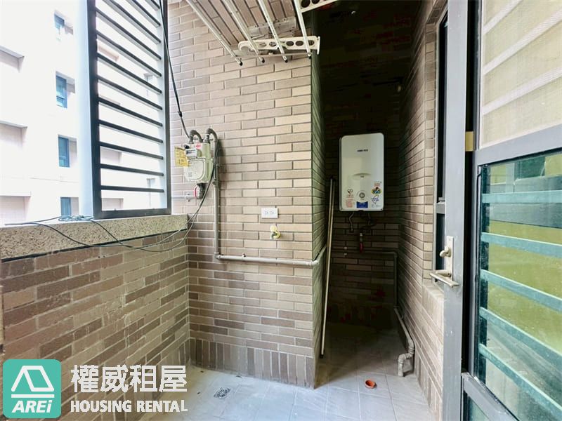 農十六黃金地段臻藏2房車位邊間釋出S