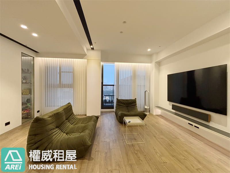 借墨｜精品裝潢300萬｜美到沒對手2+1房雙車位(V)