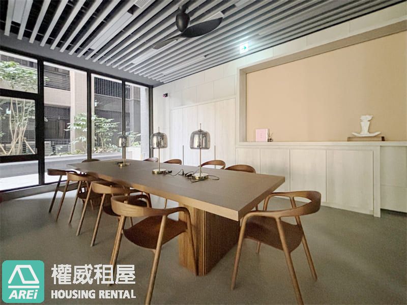 借墨｜精品裝潢300萬｜美到沒對手2+1房雙車位(V)