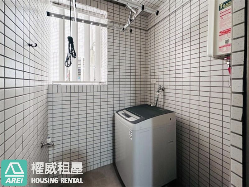 三多微笑時代🌿北歐簡約風🌊泳池兩房平車