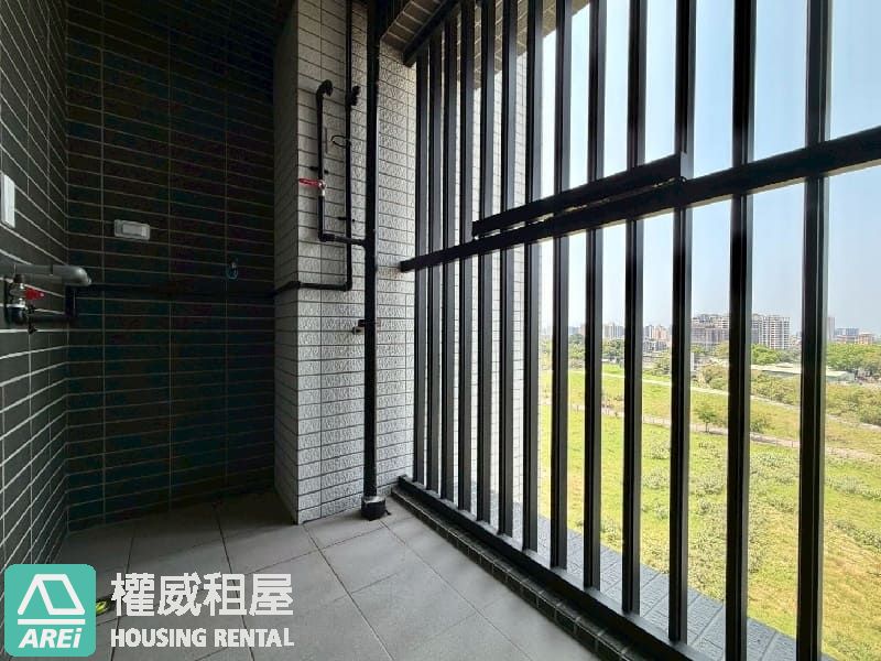 橋科科技新富特區🧑🏻‍💻悅讀時代2房車位
