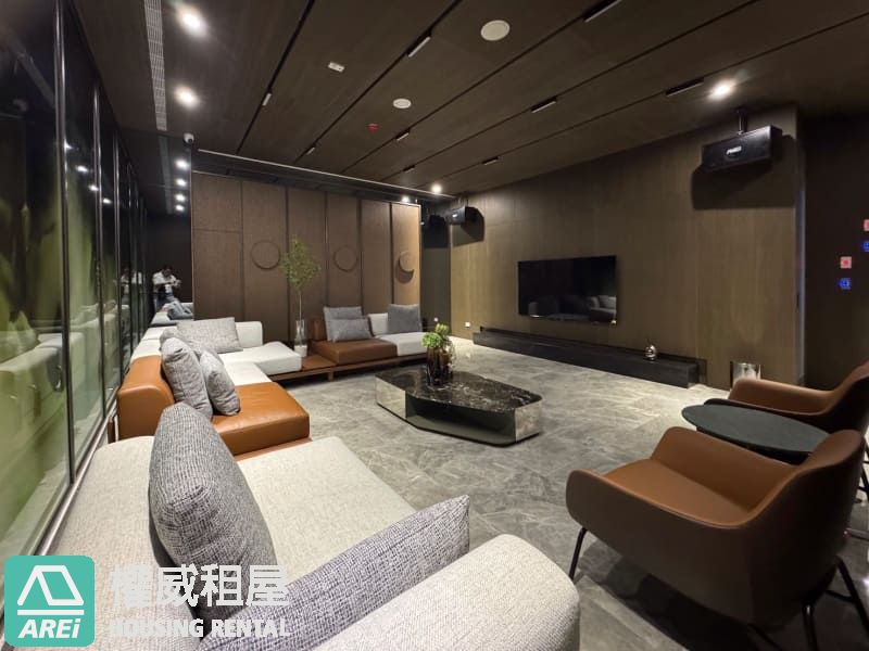 橋科科技新富特區🧑🏻‍💻悅讀時代2房車位