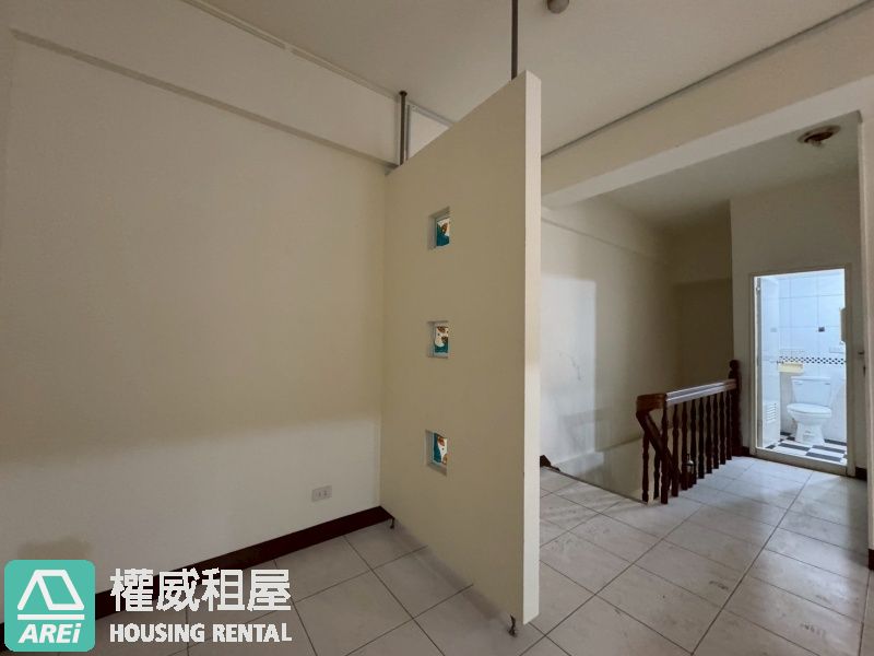 漢神巨蛋瑞豐商圈臨路醒目面寬三角窗(P)