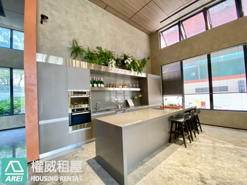 楠梓加工區MRT溫馨亮麗Park one3+1房平車
