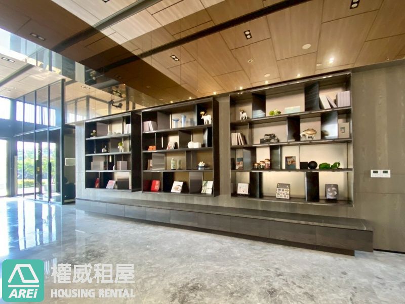 楠梓加工區MRT溫馨亮麗Park one3+1房平車