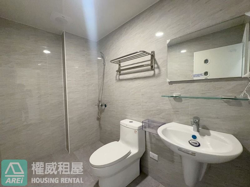 鼎力商圈文武百市全屋翻新電梯透店