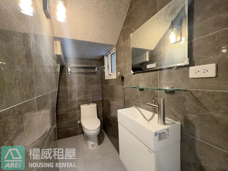 鼎力商圈文武百市全屋翻新電梯透店