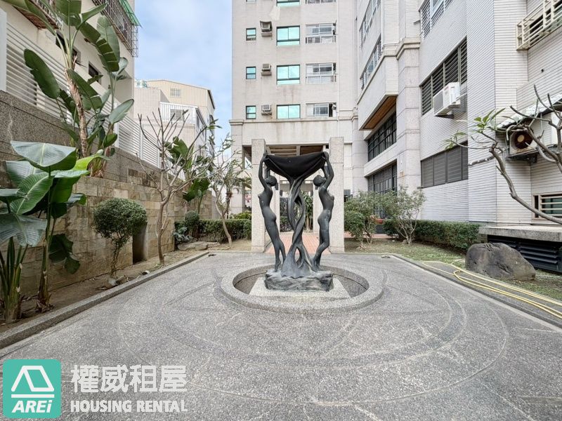 晶挑細選公園首排｜讓生活多一點綠意｜4改3房+平車