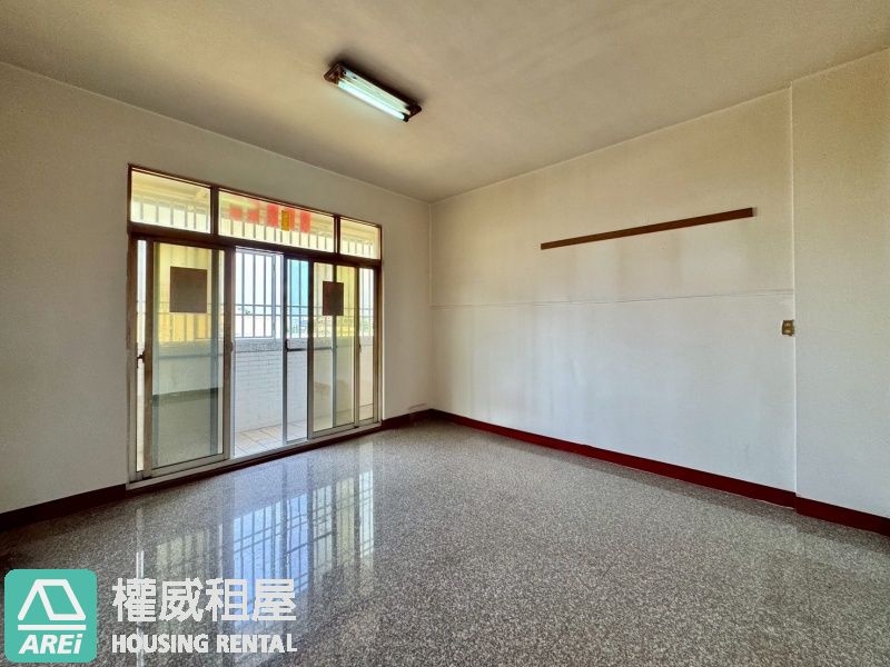 新園近烏龍國小🏫烏龍派出所👮5房車墅