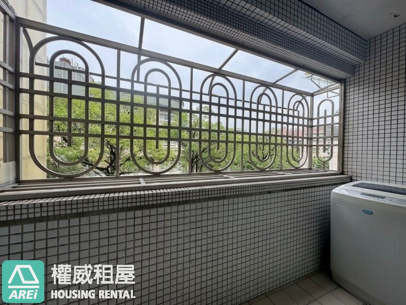 生態園區站🚇新光國小旁車墅