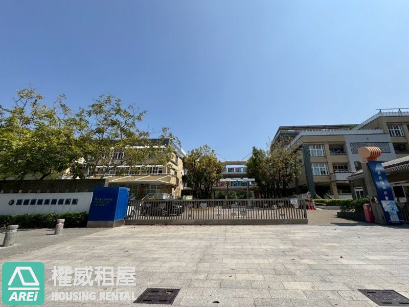 生態園區站🚇新光國小旁車墅