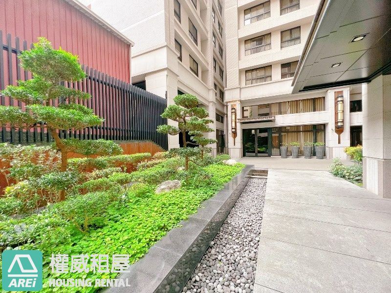 🐎悍馬車都想停的大平面車位｜捷運巨蛋農十六大四房