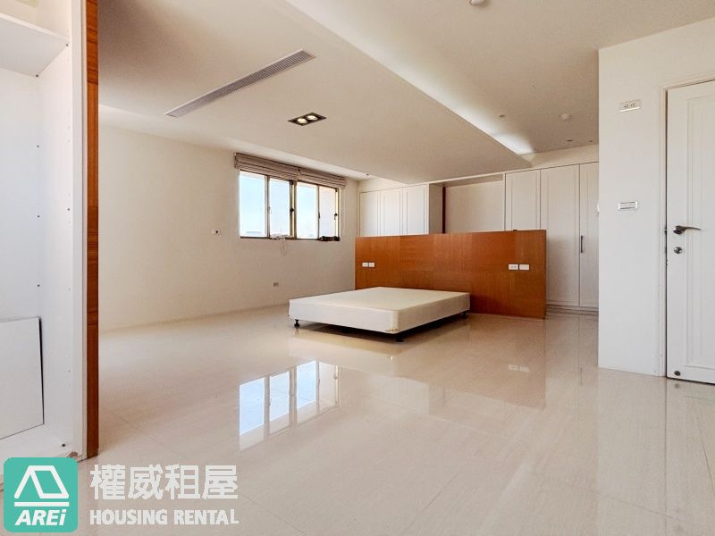 科工館上景領袖採光大坪數2+1房車位