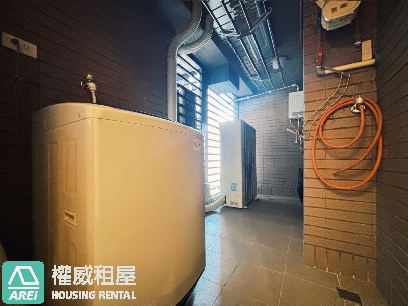 🏰美術館國王傳奇2｜泳池奢華名邸｜稀有3+1房平車