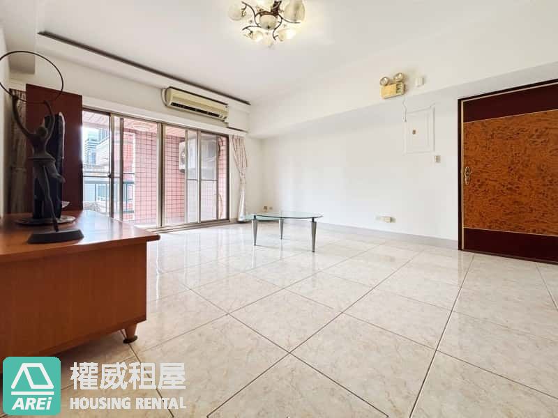 🏠增產報國或三代同堂，亞灣三多商圈捷運大四房平車